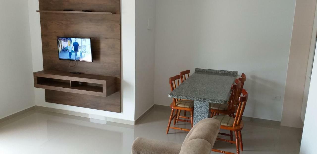 Conjunto Residencial Verdes Mares Guaratuba Bagian luar foto